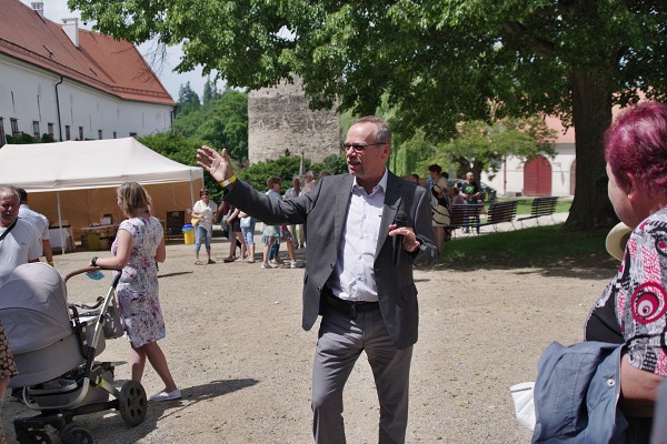 Vernisáž výstavy_Pačoky a jejich Tváře 